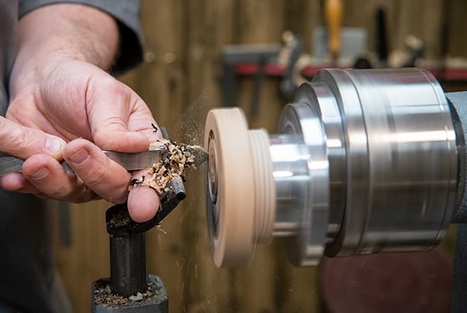 Eccentric chuck mounted on Type C jaws