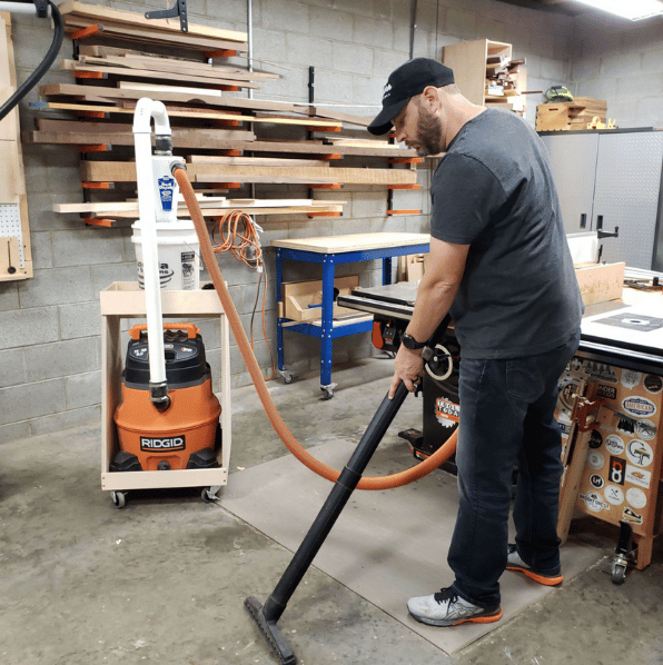 Vacuuming shop